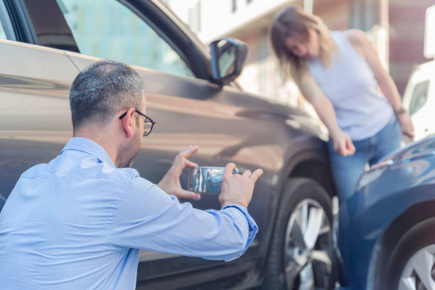Professional Commercial Auto Insurance technician working in Stuart, VA